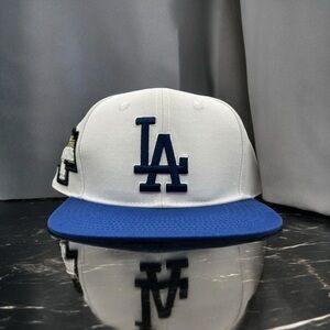 NEW Flawed  Los Angeles Dodgers 2 Tone 2020 Championship SnapBack Hat Flat Brim